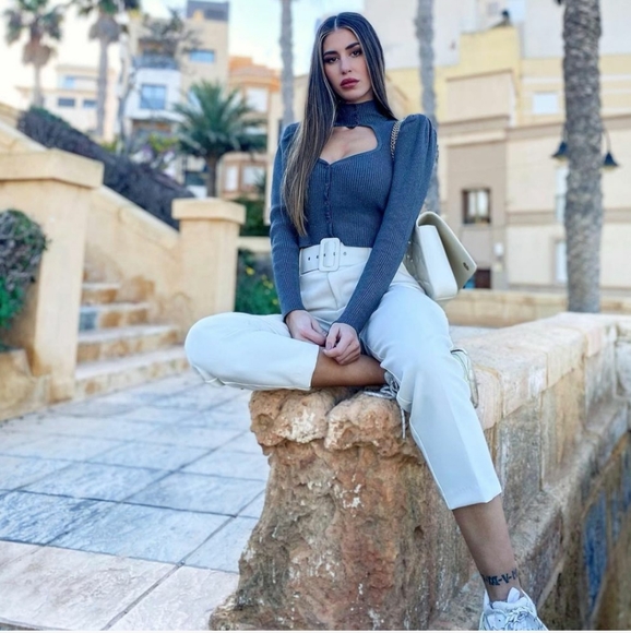 ZARA | Bloggers Fave Puff Sleeve Cut Out Sweater - Picture 5 of 16